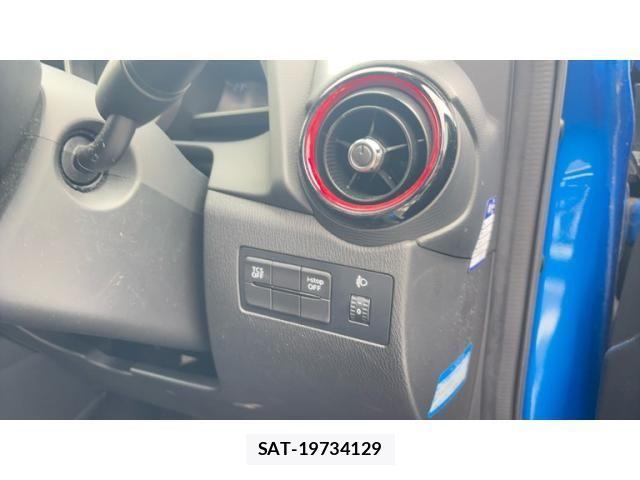 Mazda CX-3 2015-03 8779923-7