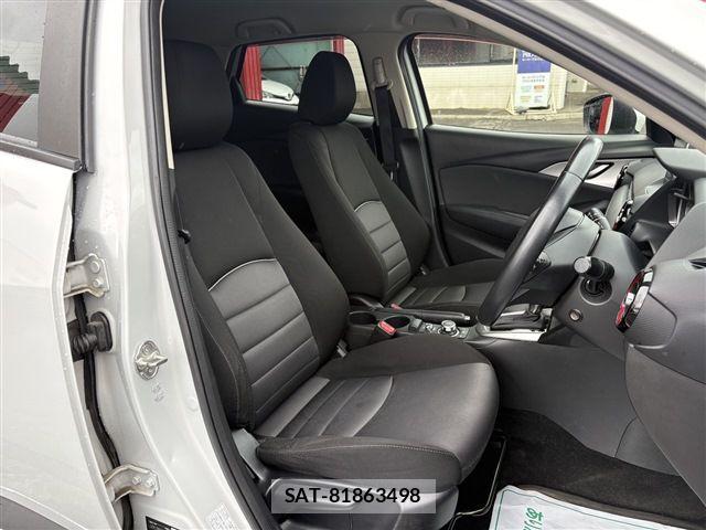Mazda CX-3 2016-10 8828487-14