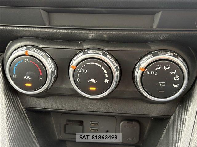 Mazda CX-3 2016-10 8828487-23