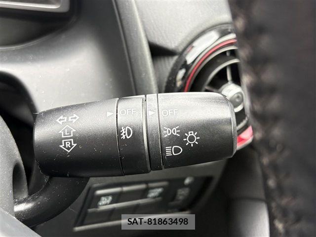 Mazda CX-3 2016-10 8828487-28