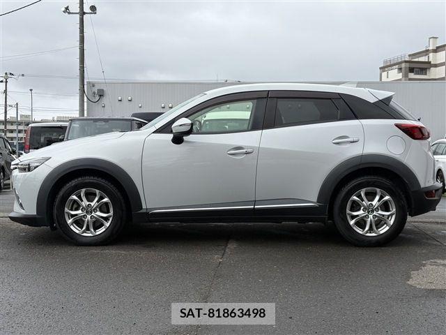 Mazda CX-3 2016-10 8828487-3