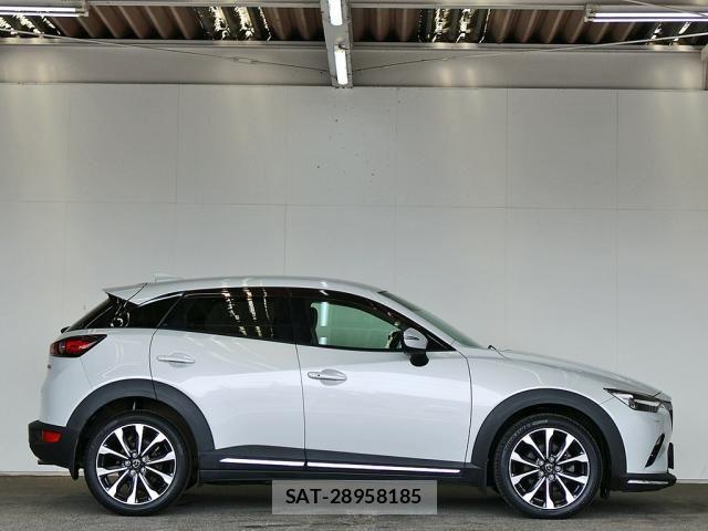 Mazda CX-3 2019-03 8848615-10