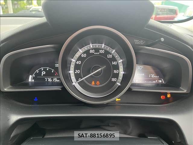Mazda CX-3 2015-09 8848614-2