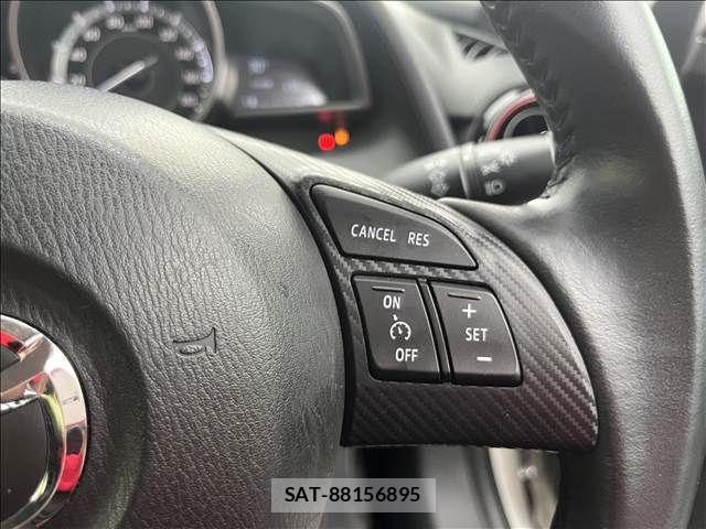 Mazda CX-3 2015-09 8848614-8