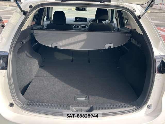 Mazda CX-5 2024-09 6011164-10