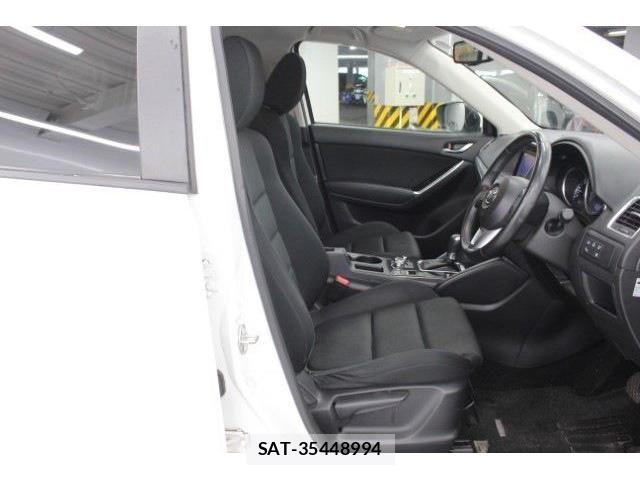 Mazda CX-5 2016-03 6011260-28