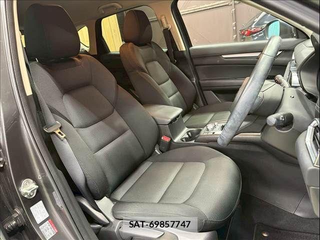 Mazda CX-5 2017-09 6213288-4