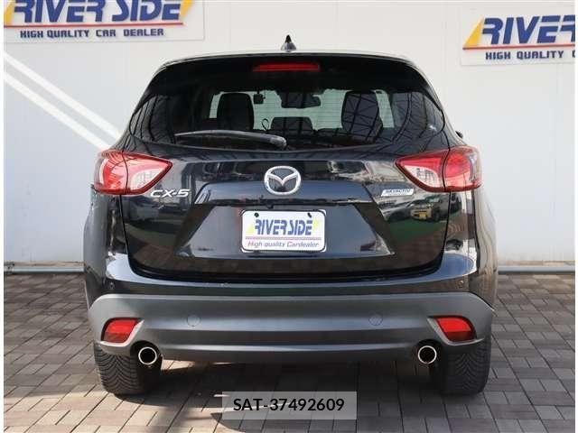 Mazda CX-5 2013-04 6243211-24