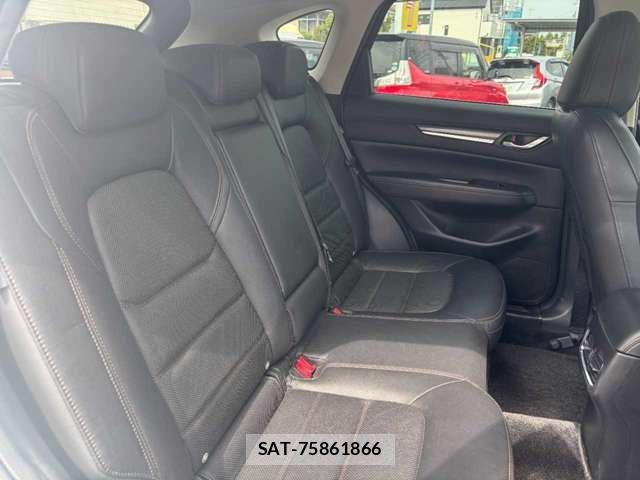 Mazda CX-5 2017-08 6690976-9