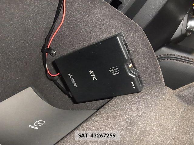 Mazda CX-5 2022-08 6715975-24