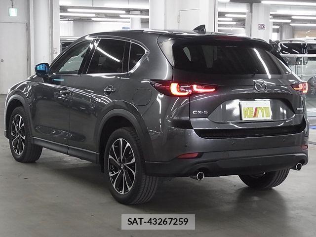 Mazda CX-5 2022-08 6715975-6