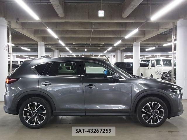 Mazda CX-5 2022-08 6715975-7