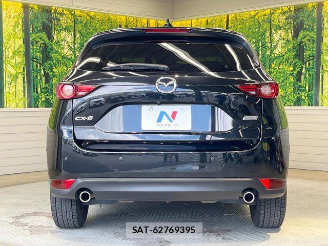 Mazda CX-5 2017-10 6814512-14