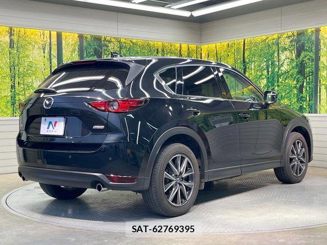 Mazda CX-5 2017-10 6814512-16