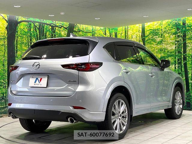 Mazda CX-5 2022-07 7216930-16