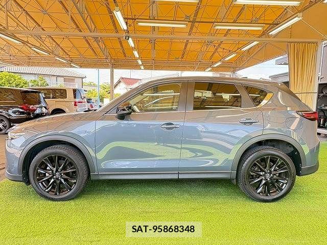 Mazda CX-5 2022-09 7216934-17