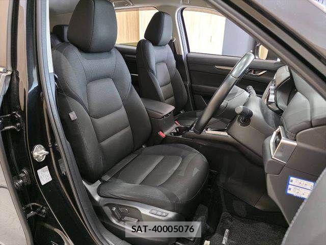 Mazda CX-5 2019-09 7216912-9