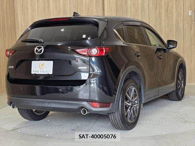 Mazda CX-5 2019-09 7216912-18