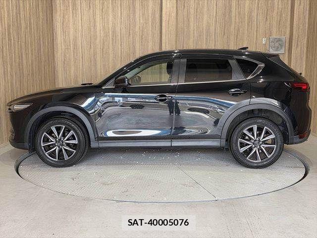 Mazda CX-5 2019-09 7216912-21