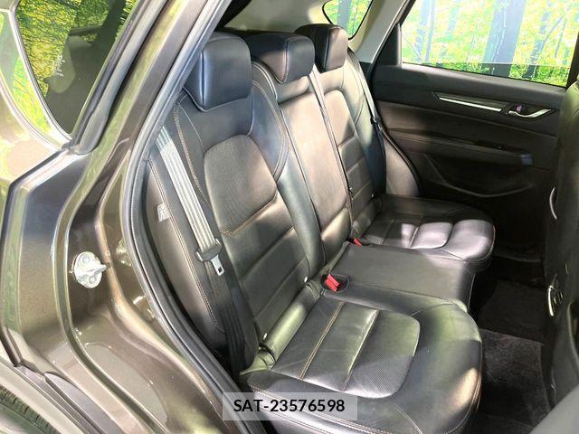 Mazda CX-5 2018-05 7216905-9