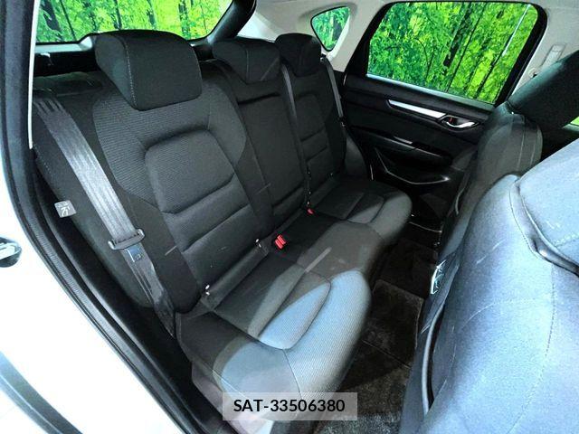 Mazda CX-5 2019-02 7216911-8