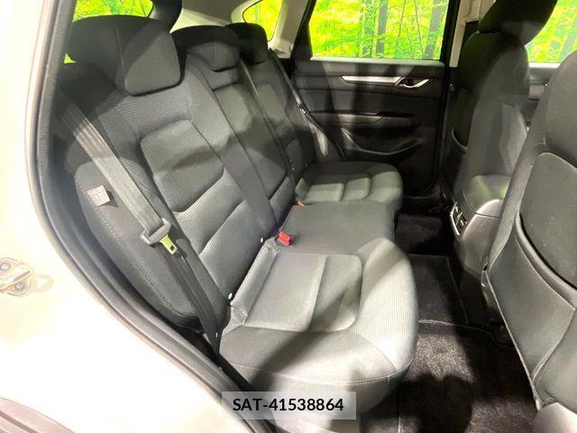 Mazda CX-5 2017-11 7216891-9