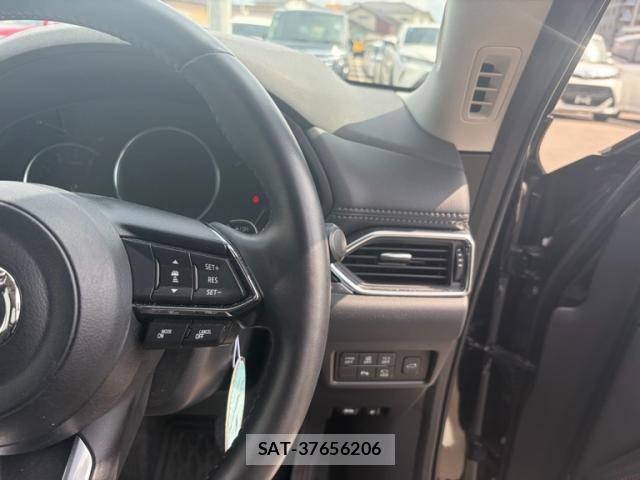Mazda CX-5 2022-10 7216933-12