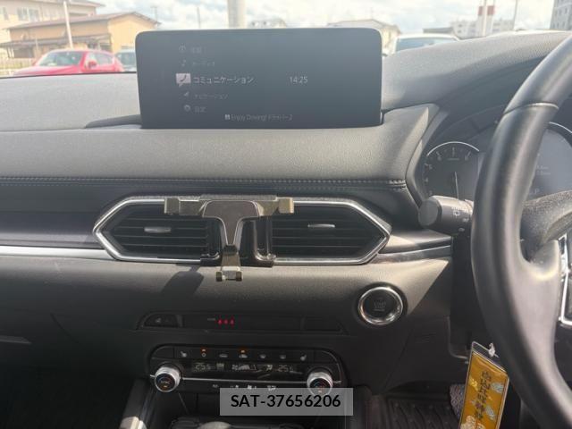 Mazda CX-5 2022-10 7216933-16