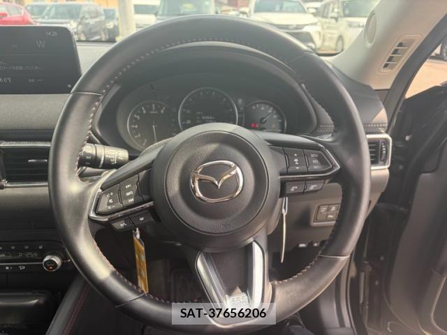 Mazda CX-5 2022-10 7216933-18