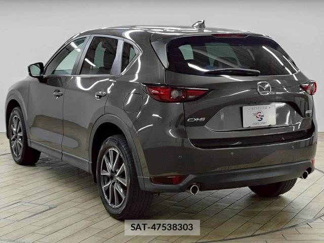 Mazda CX-5 2018-03 7216904-17