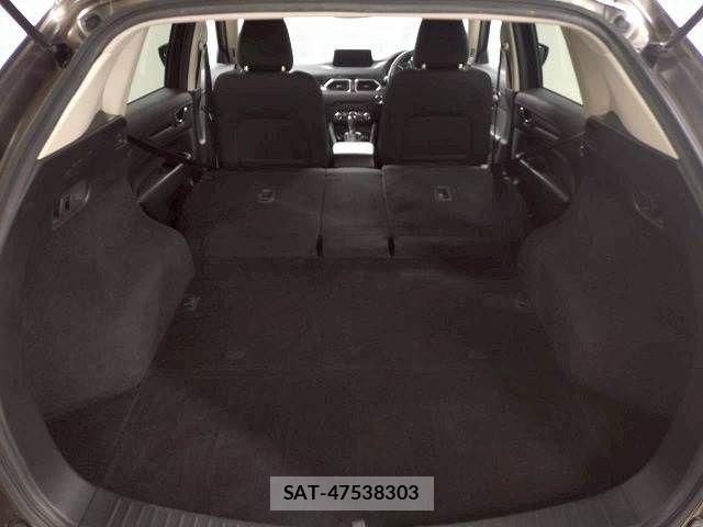 Mazda CX-5 2018-03 7216904-19