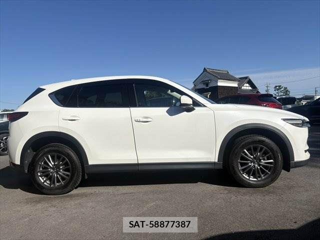 Mazda CX-5 2017-10 7216889-17