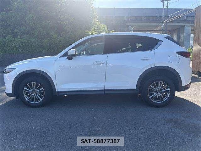 Mazda CX-5 2017-10 7216889-21