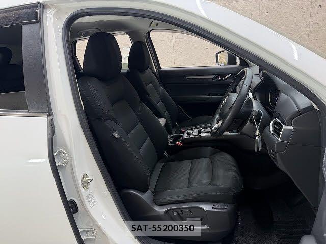 Mazda CX-5 2018-03 7216901-7