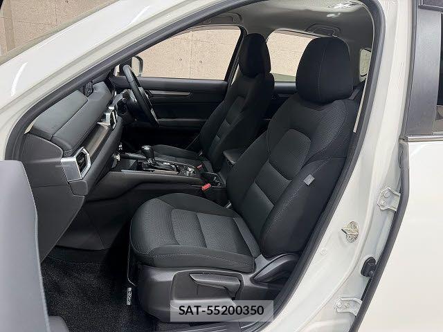 Mazda CX-5 2018-03 7216901-8