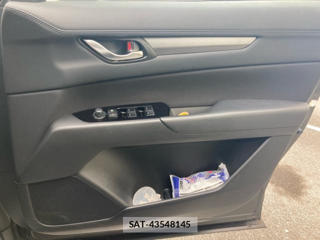 Mazda CX-5 2021-07 7216924-27