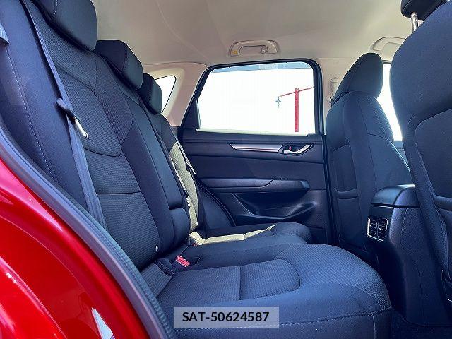 Mazda CX-5 2017-11 7216888-9