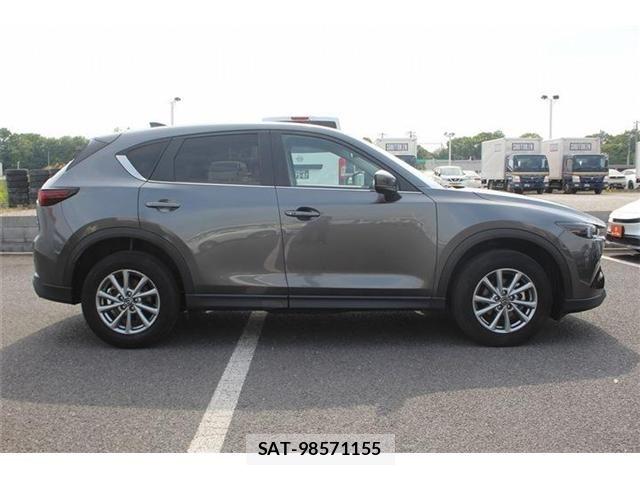 Mazda CX-5 2022-09 7216938-9