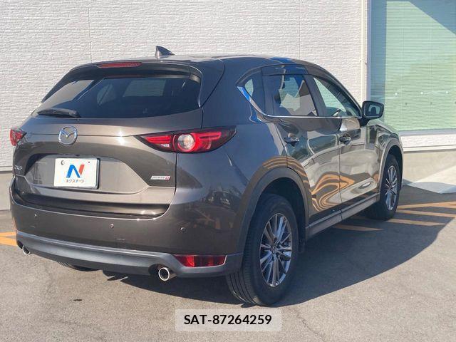Mazda CX-5 2019-07 7216910-16