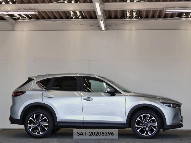 Mazda CX-5 2022-06 7250373-10