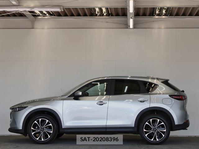 Mazda CX-5 2022-06 7250373-11