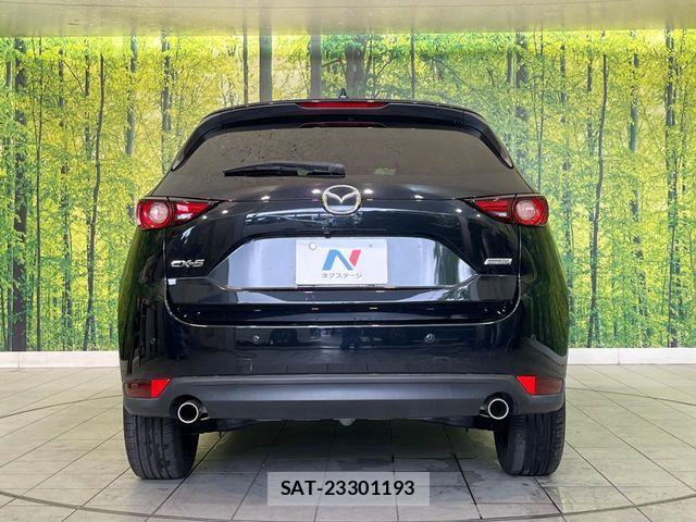 Mazda CX-5 2017-09 7326511-15