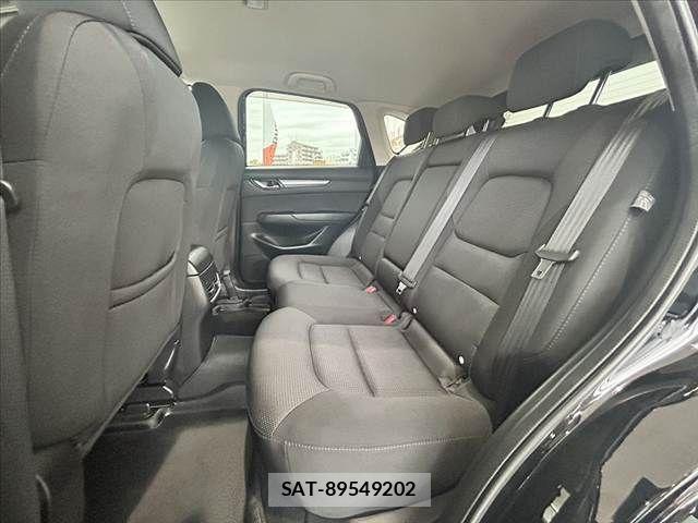 Mazda CX-5 2018-03 7326517-17