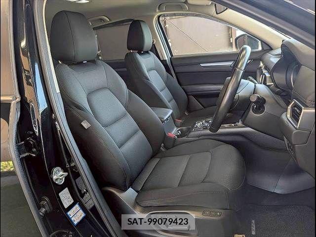 Mazda CX-5 2017-08 7357404-4