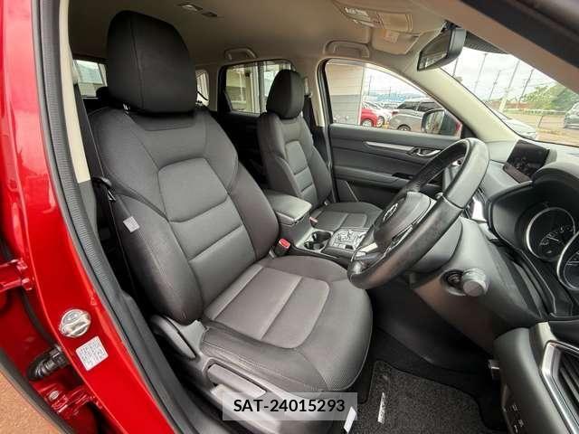 Mazda CX-5 2017-11 7357400-21