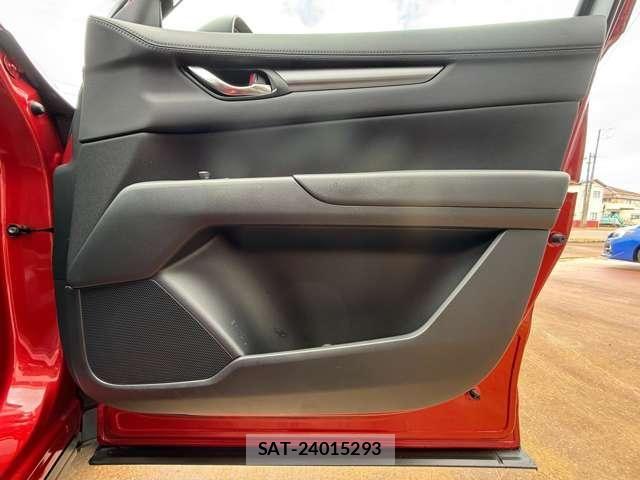 Mazda CX-5 2017-11 7357400-22