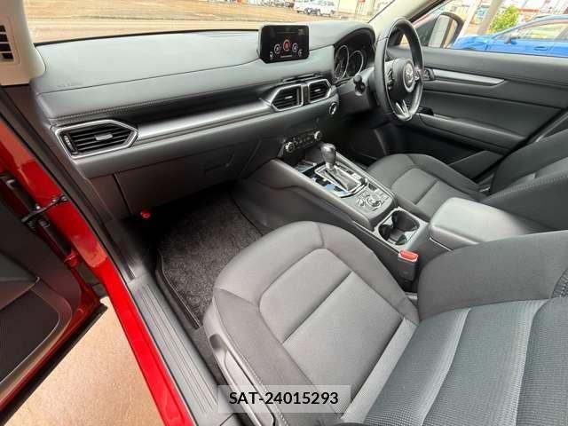 Mazda CX-5 2017-11 7357400-23