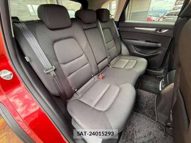 Mazda CX-5 2017-11 7357400-27
