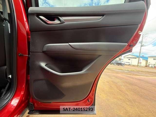 Mazda CX-5 2017-11 7357400-28