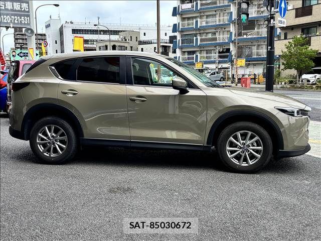 Mazda CX-5 2022-07 7391774-9